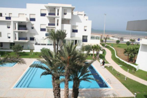 Pool and Sea View Beach Apartment